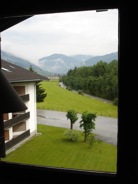 Welcome-Bienvenue-Добро Пожаловать Flachau Oda fotoğraf