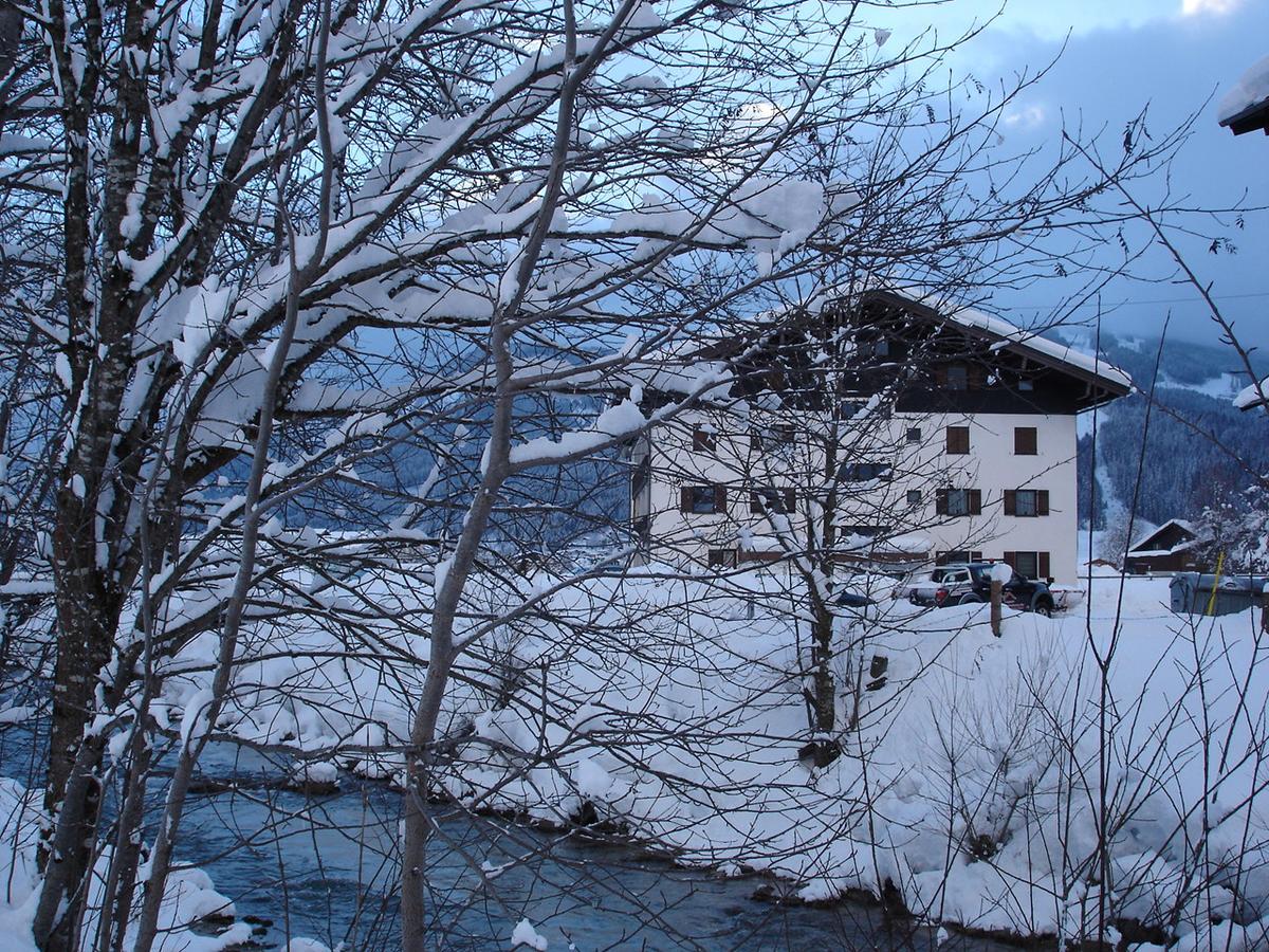 Welcome-Bienvenue-Добро Пожаловать Flachau Dış mekan fotoğraf