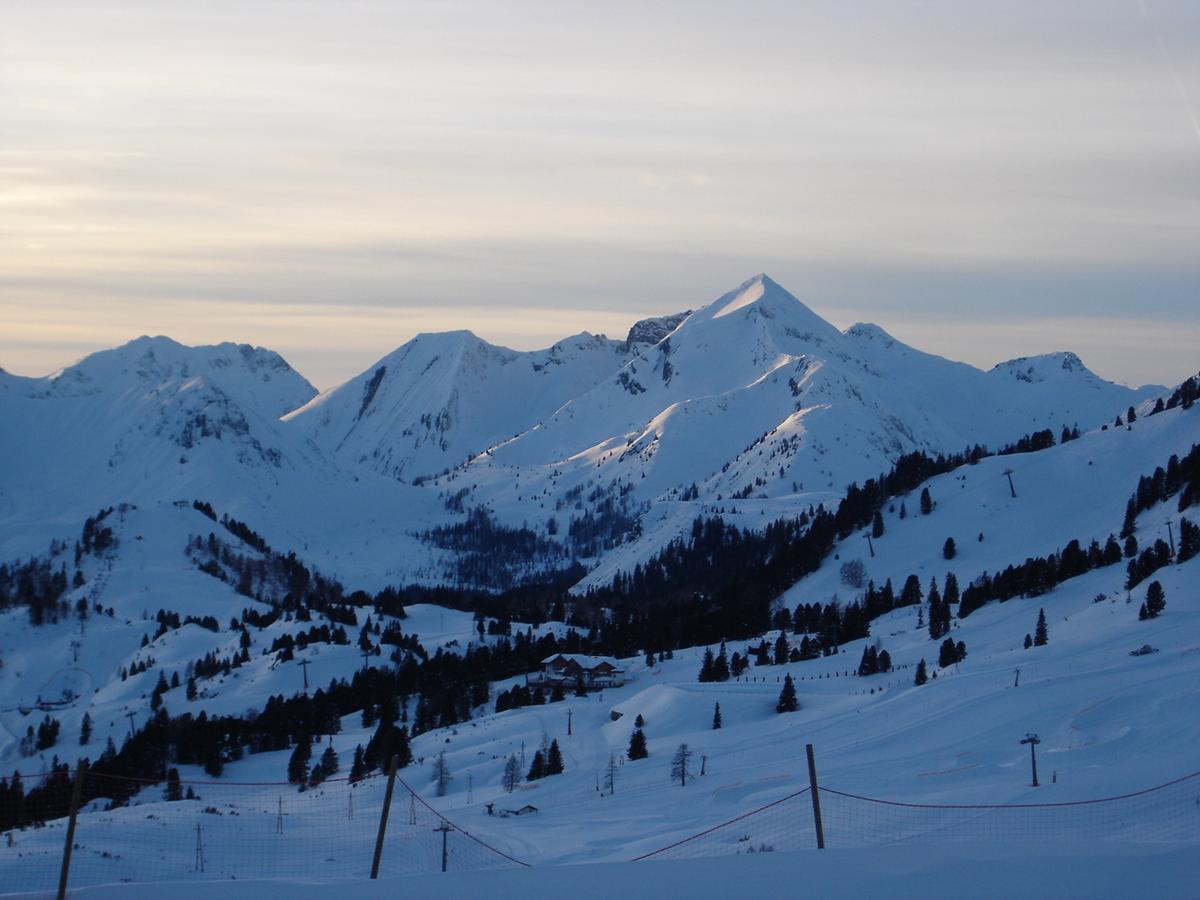 Welcome-Bienvenue-Добро Пожаловать Flachau Dış mekan fotoğraf